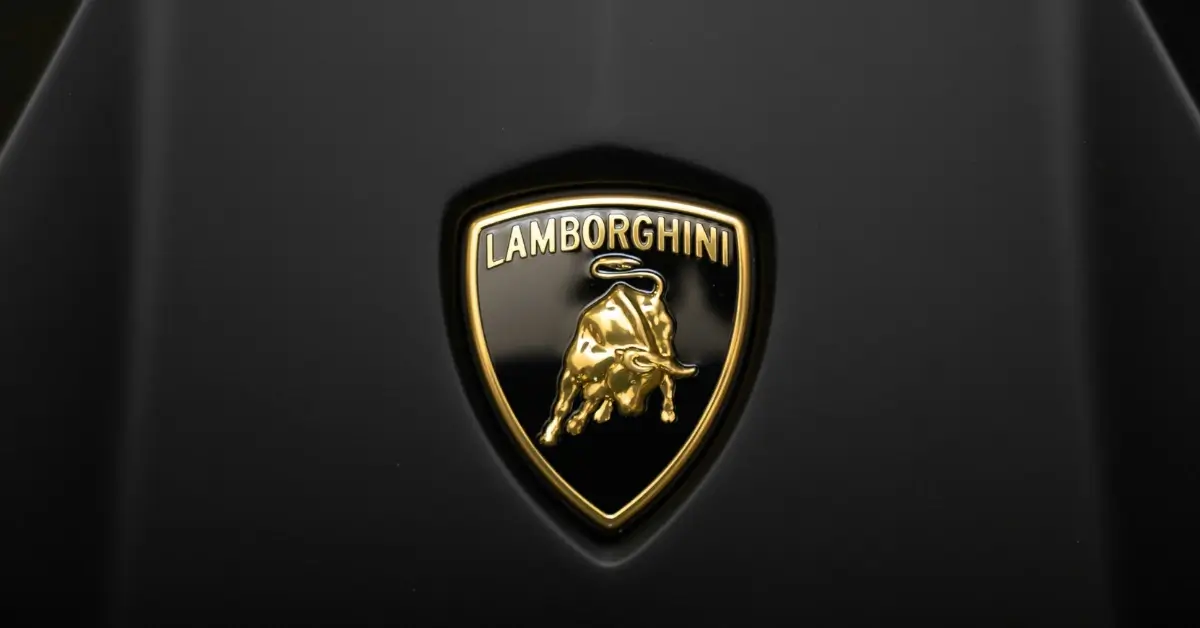 Lamborghini Logo on black Lambo